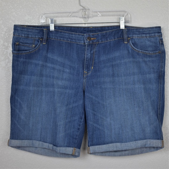 old navy plus size jean shorts